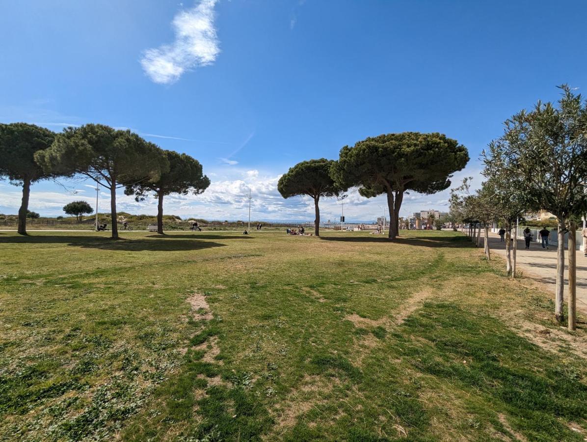 Appartement moderne Les Hesperides 100m des plages Le Grau-du-Roi Extérieur photo